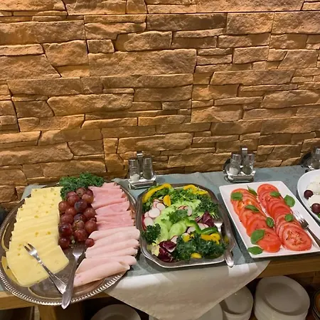 Pod Szrenica * شكلارسكا بوريبا