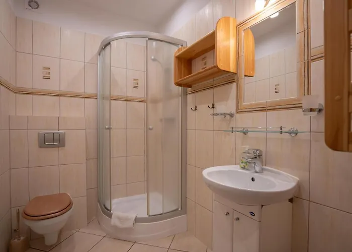 Pod Szrenica Проживание в семье Шклярска-Поремба